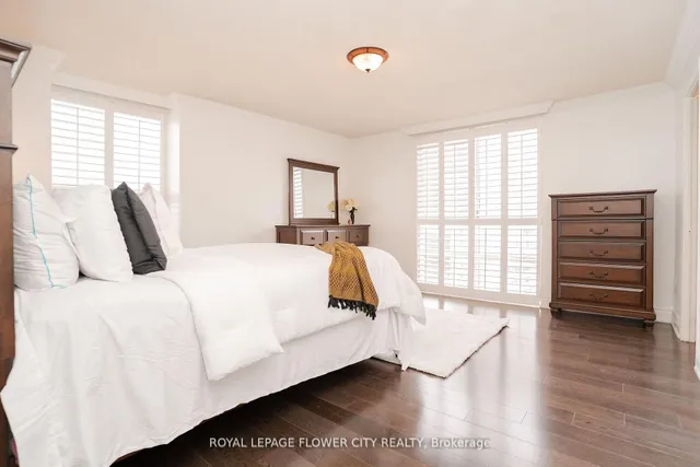 Additional image 18 of 3650 Kaneff Cres Unit 801