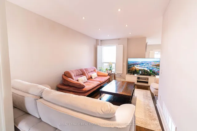 Additional image 31 of 5129 Boardwalk Dr