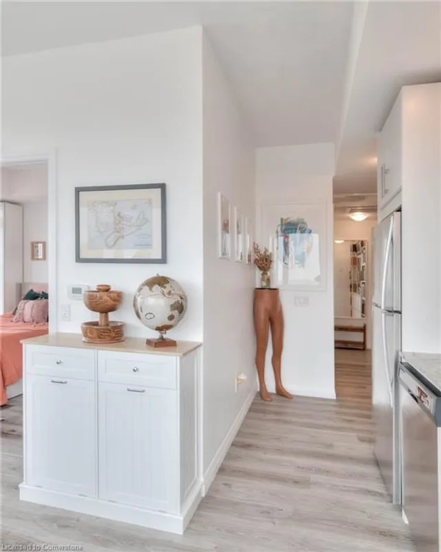 Additional image 7 of 60 Charles St Unit 2608