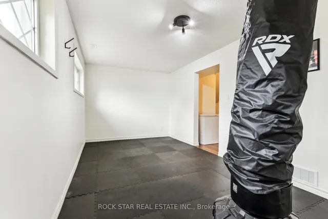 Additional image 22 of 130 Hudson Cres