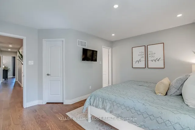 Additional image 19 of 58 Laurendale Ave