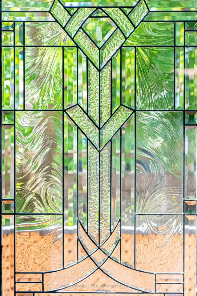 Additional image 20 of 30 Cedar Ave