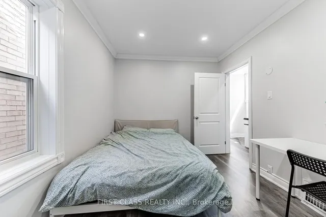 Additional image 17 of 1113 Dufferin St