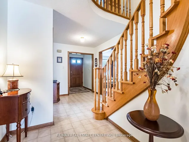 Additional image 7 of 34 Inverary Dr