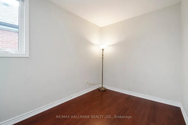 Additional image 10 of 72 Gray Ave