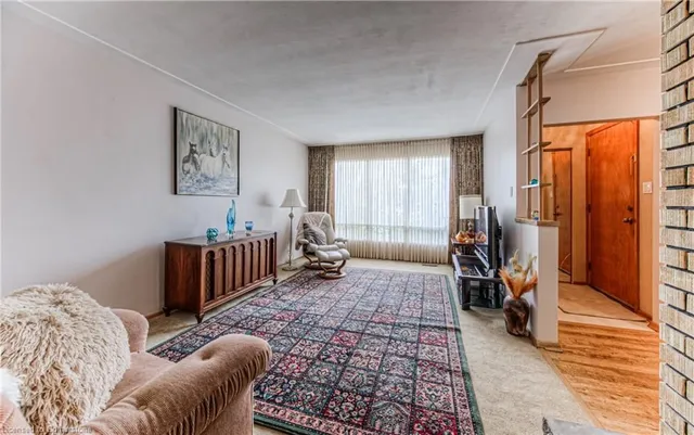 Additional image 4 of 155 Kenneth Ave