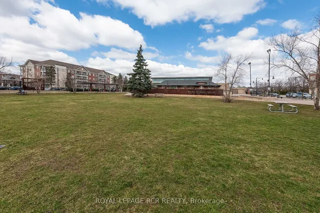 Additional image 22 of 60 Baycliffe Cres Unit 106