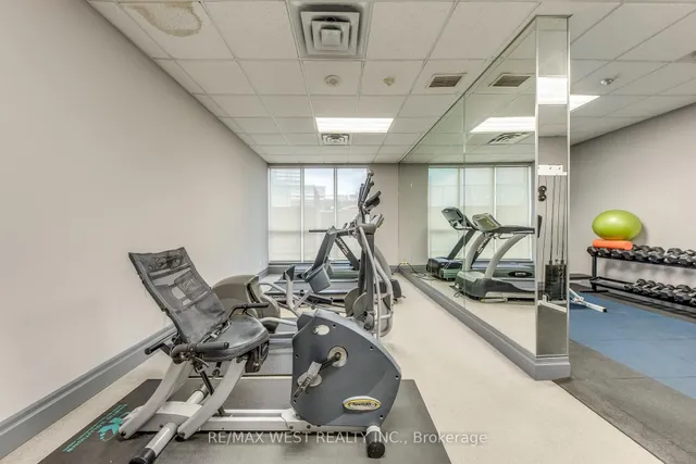 Additional image 31 of 2088 Lawrence Ave Unit 710