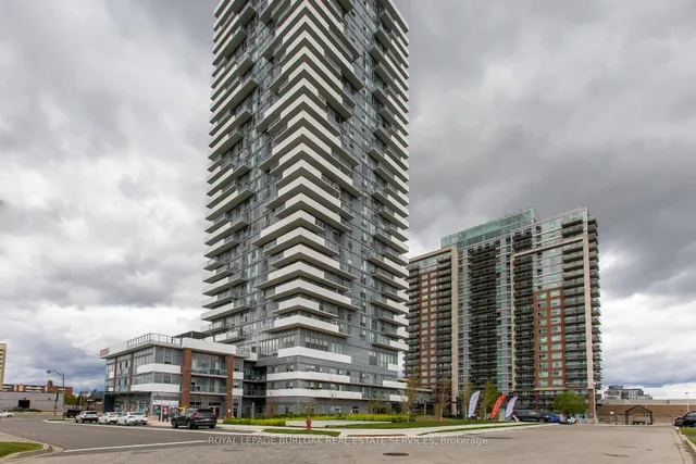 215 Queen St Unit 602