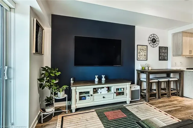 Additional image 16 of 16 Markle Cres Unit 403