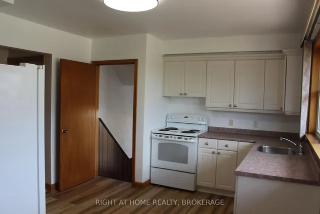 Additional image 12 of 90 Foxbar Rd