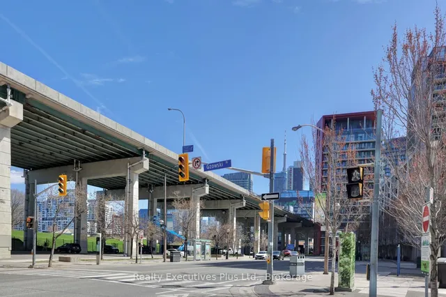 Additional image 42 of 35 Bastion St Unit 619