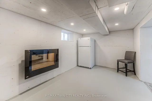 Additional image 41 of 31 Dekay St