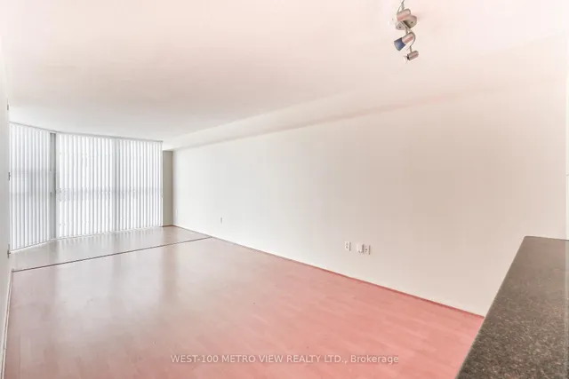 Additional image 10 of 705 King St Unit 814