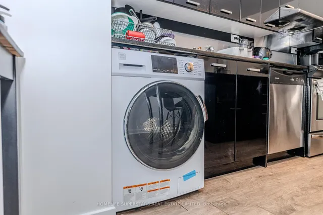 Additional image 10 of 19 Singer Crt Unit 601 A