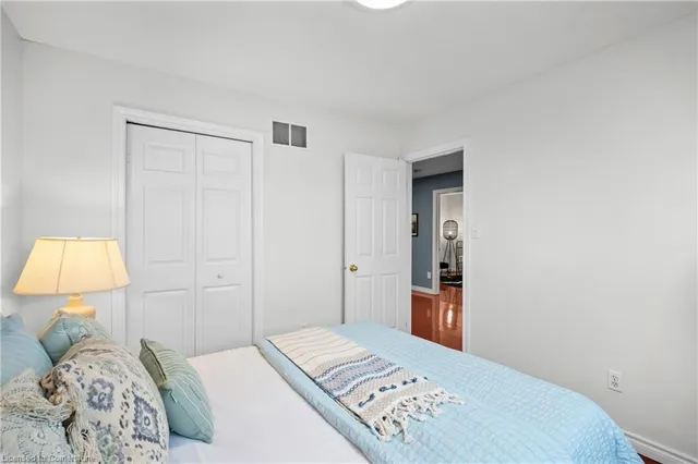 Additional image 34 of 100 Thames Way