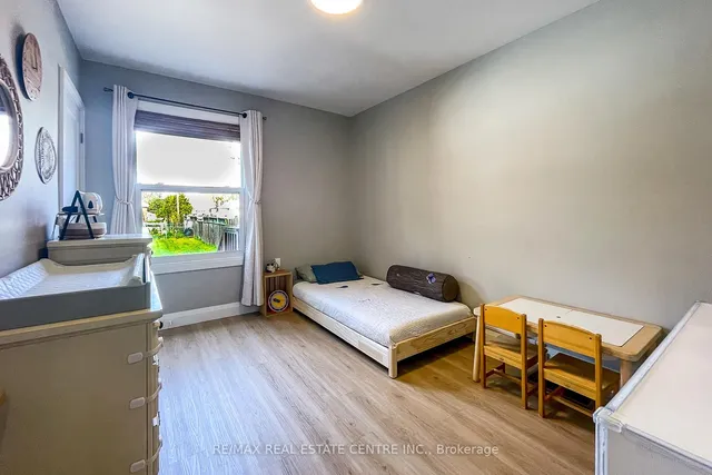 Additional image 28 of 112 Tragina Ave