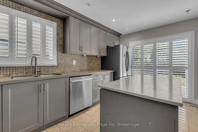 Additional image 12 of 111 Ecclestone Dr