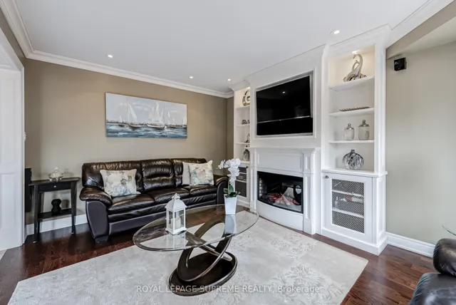 Additional image 4 of 34 Purdy Cres