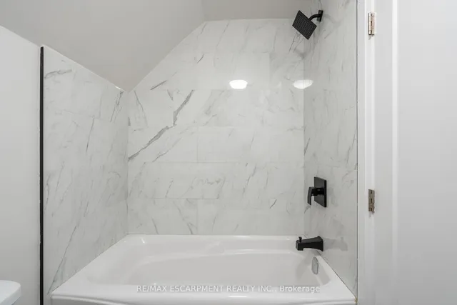 Additional image 25 of 33 Dalkeith Ave