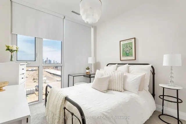 Additional image 23 of 17 Zorra St Unit 306