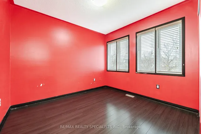 Additional image 33 of 71 Cedarwood Cres