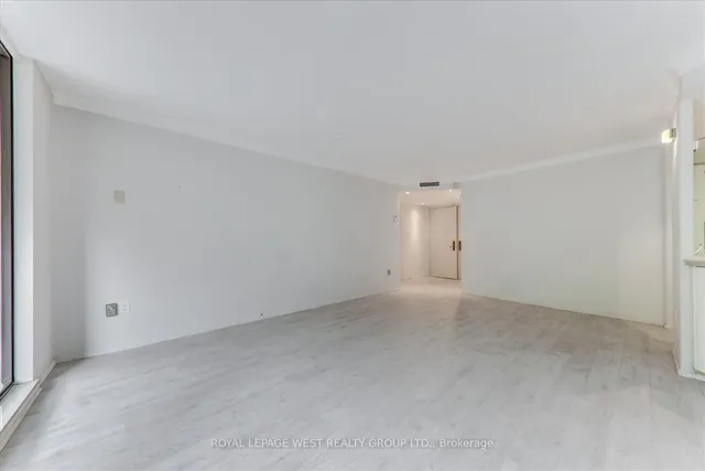 Additional image 24 of 3900 Yonge St Unit 909