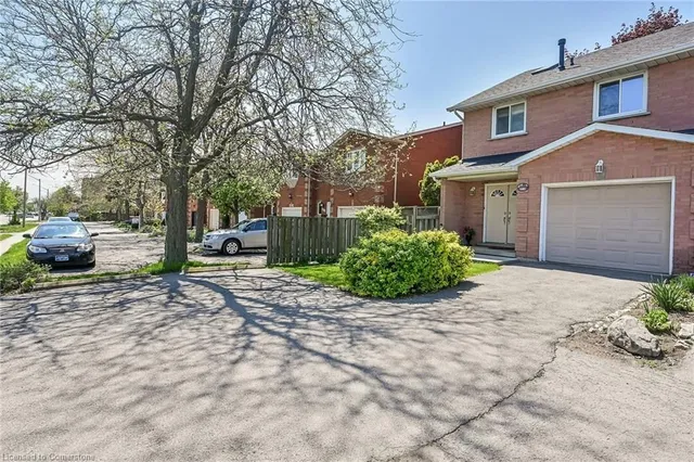 Additional image 3 of 1182 Upper Wentworth St