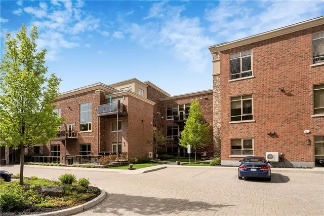 Additional image 22 of 397 King St Unit 213