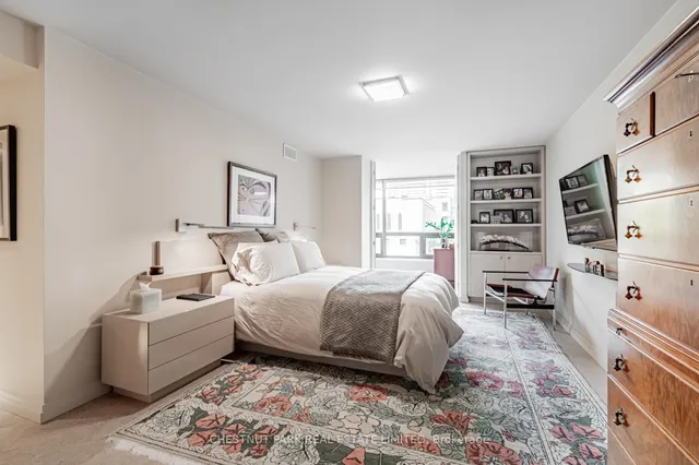 Additional image 19 of 62 Wellesley St Unit 306