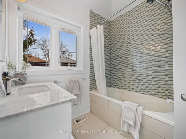 Additional image 32 of 97 Wineva Ave