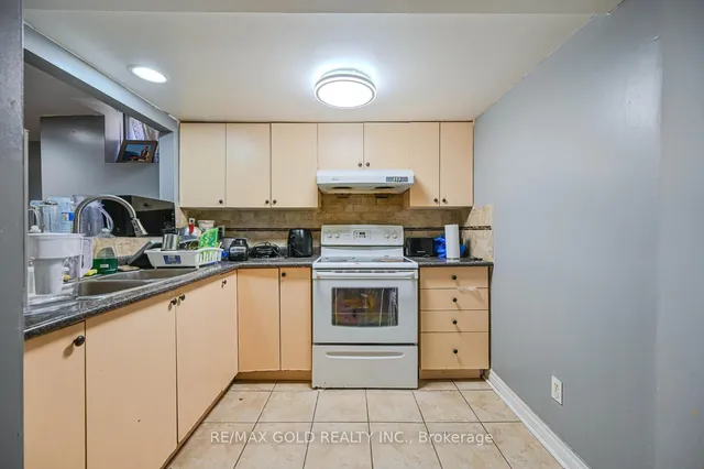 Additional image 41 of 46 Plover Pl