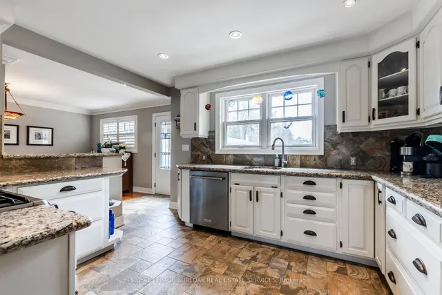 Additional image 10 of 424 Henderson Rd