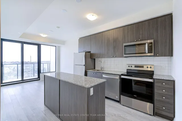 Additional image 12 of 1415 Dundas St Unit 415