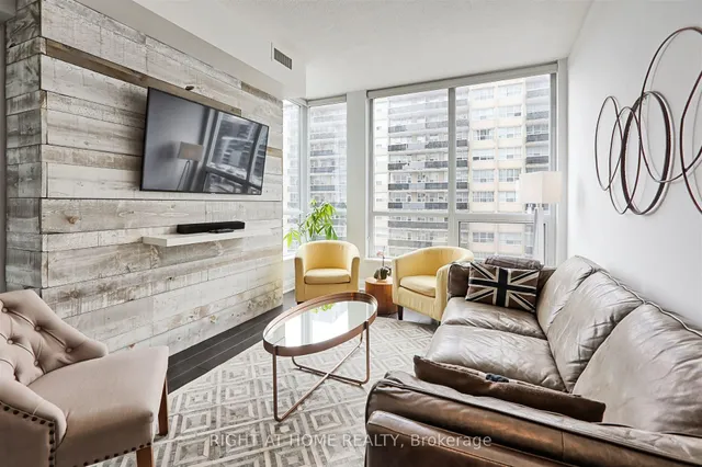 Additional image 4 of 83 Redpath Ave Unit 908