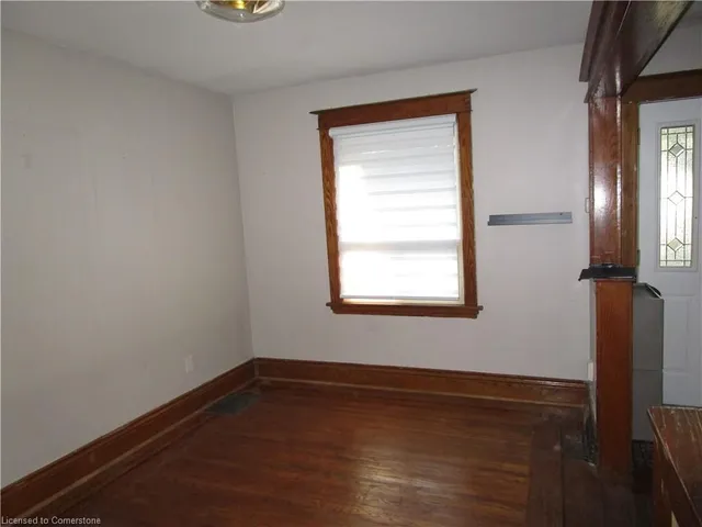 Additional image 8 of 103 Graham Ave