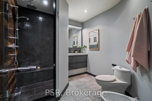 Additional image 36 of 1 Columbus Ave Unit L1