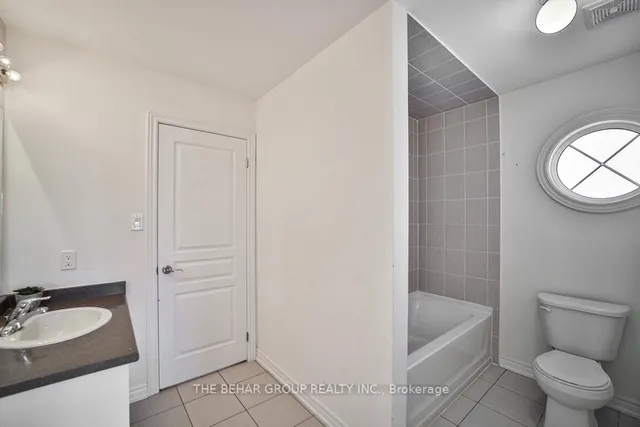 Additional image 21 of 37 Young Dr