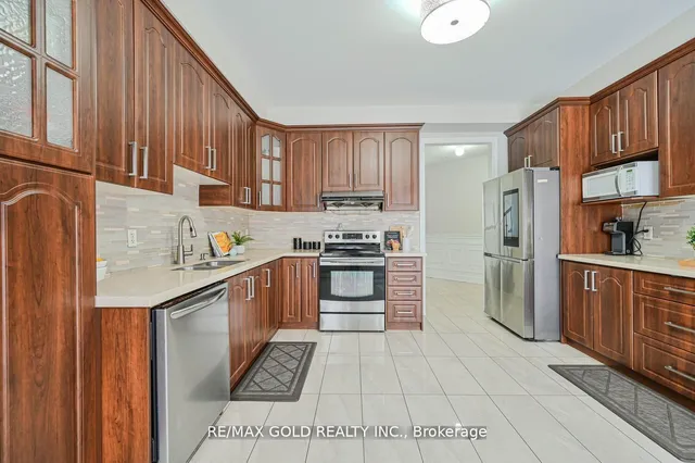 Additional image 12 of 37 Redwillow Rd