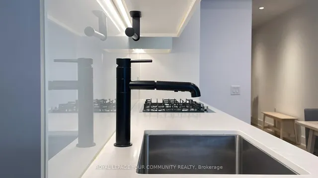 Additional image 36 of 1888 Queen St Unit 307