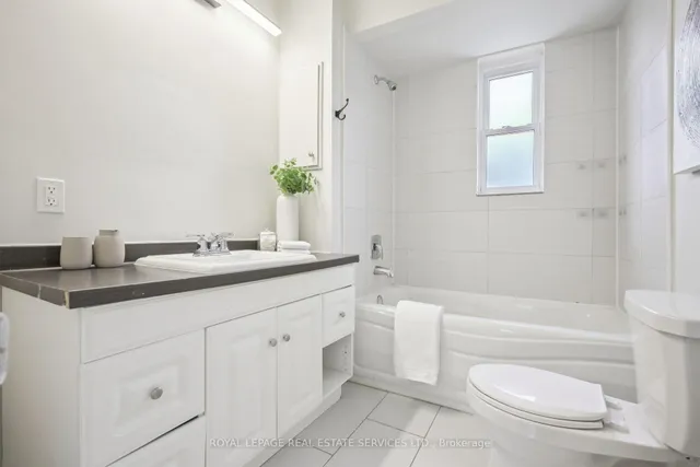 Additional image 12 of 66 Kingsmount Park Rd