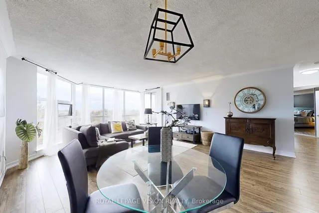 Additional image 11 of 20 Dean Park Unit 401