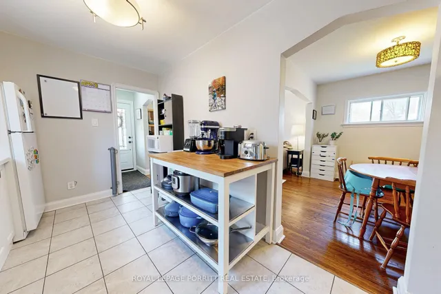 Additional image 10 of 217 Alderbrae Ave