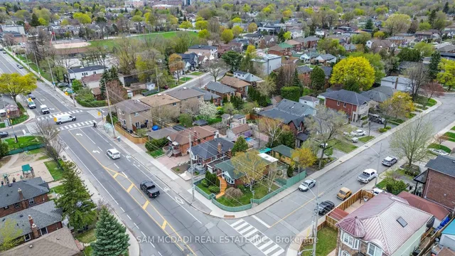 Additional image 2 of 319 Cosburn Ave