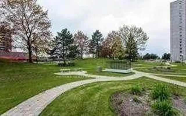 Additional image 5 of 18 Knightsbridge Rd Unit 1811