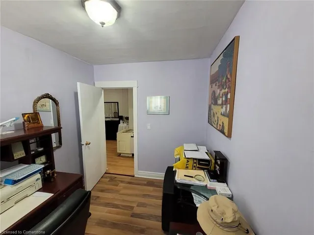 Additional image 22 of 2 Craigroyston Rd