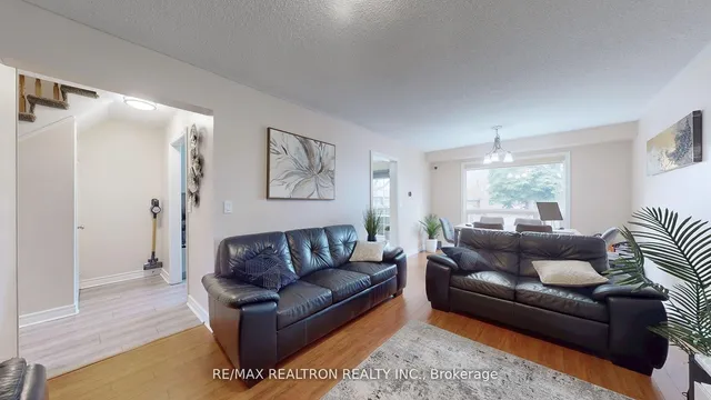 Additional image 7 of 68 Heathcliffe Sq