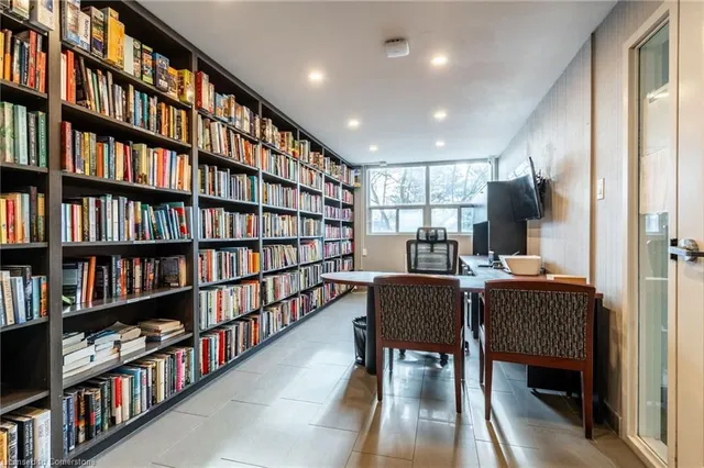 Additional image 48 of 700 Dynes Rd Unit 214