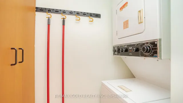 Additional image 24 of 12 Laurelcrest St Unit 1209