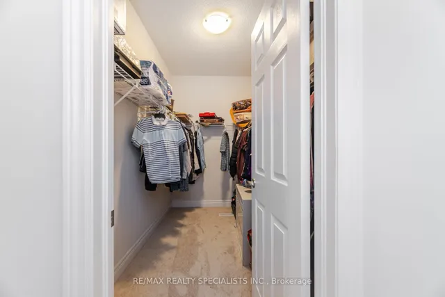 Additional image 32 of 15 Duxbury Rd